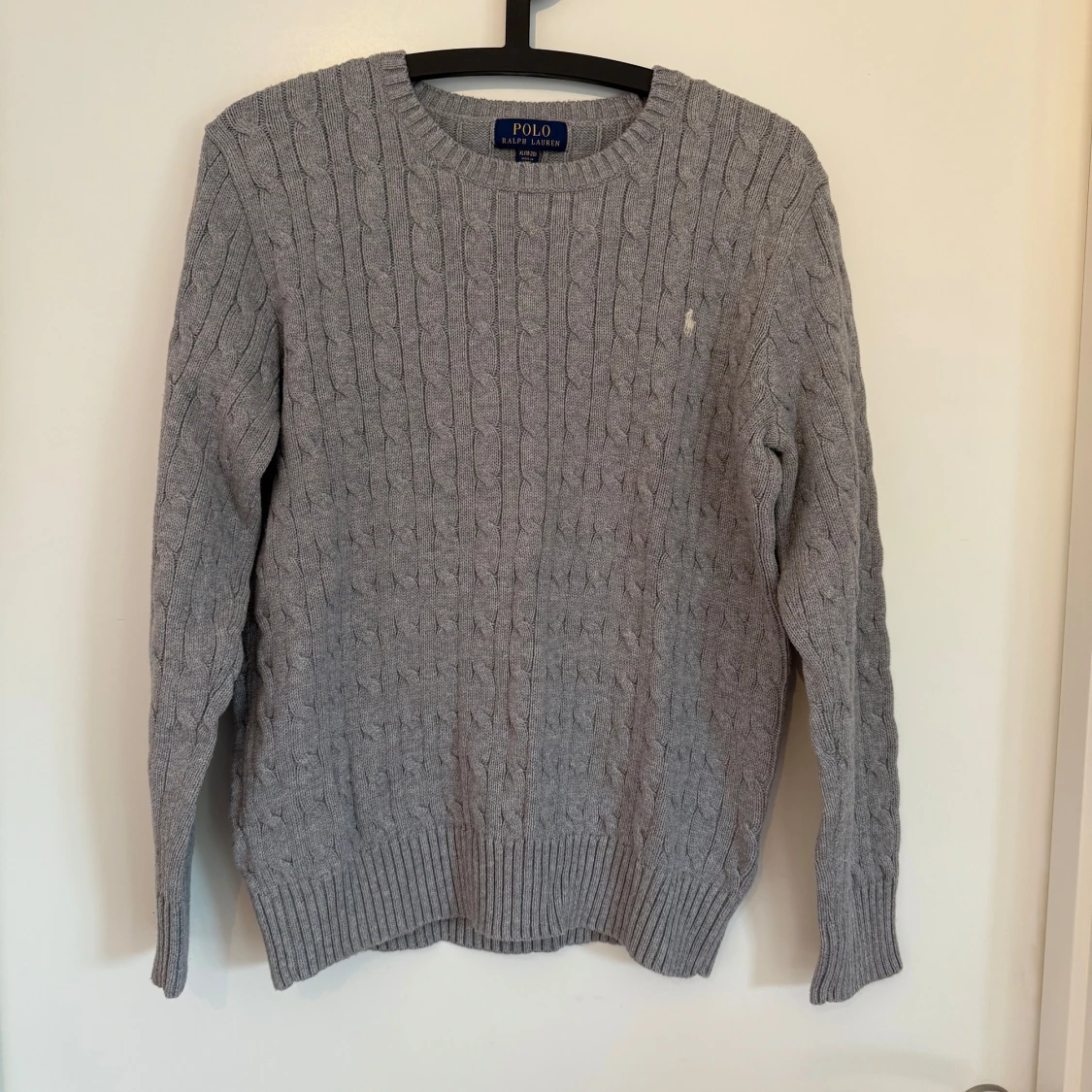 Grå kabelstickad tröja från Polo Ralph Lauren