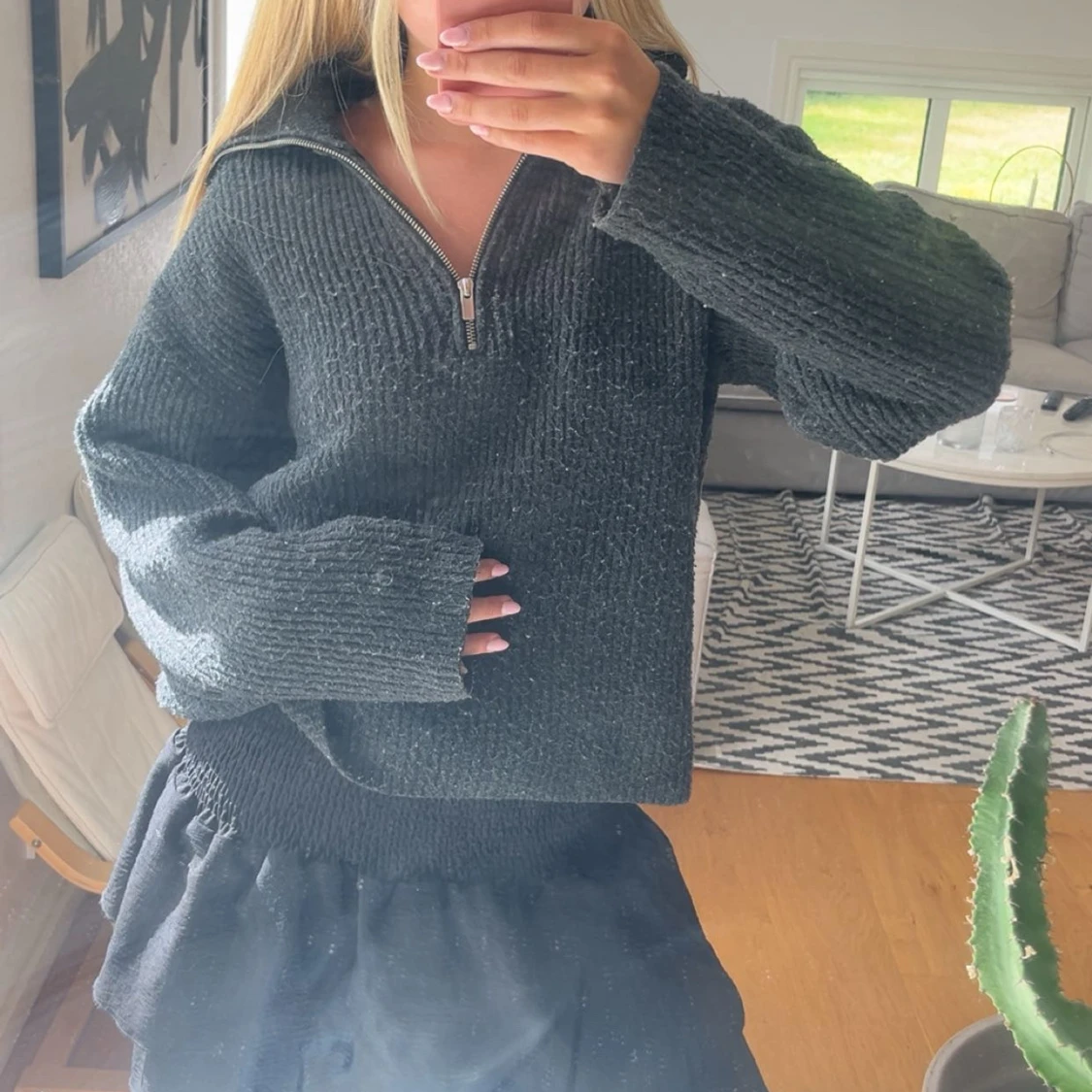 Mörkgrå stickad half zip-tröja BikBok