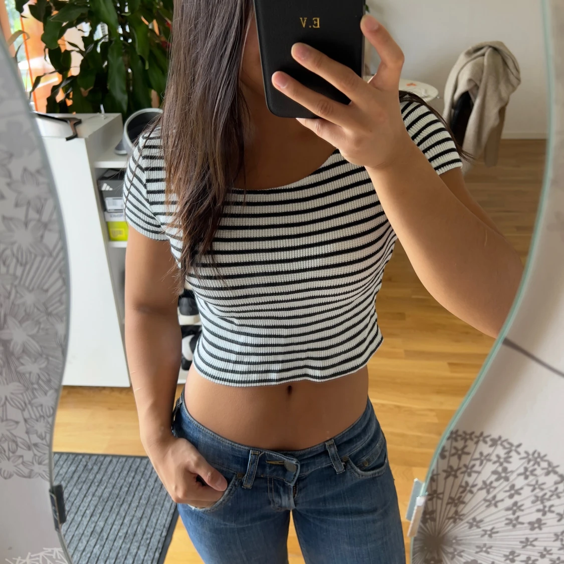 Randig croppad topp i svart och vitt - 1