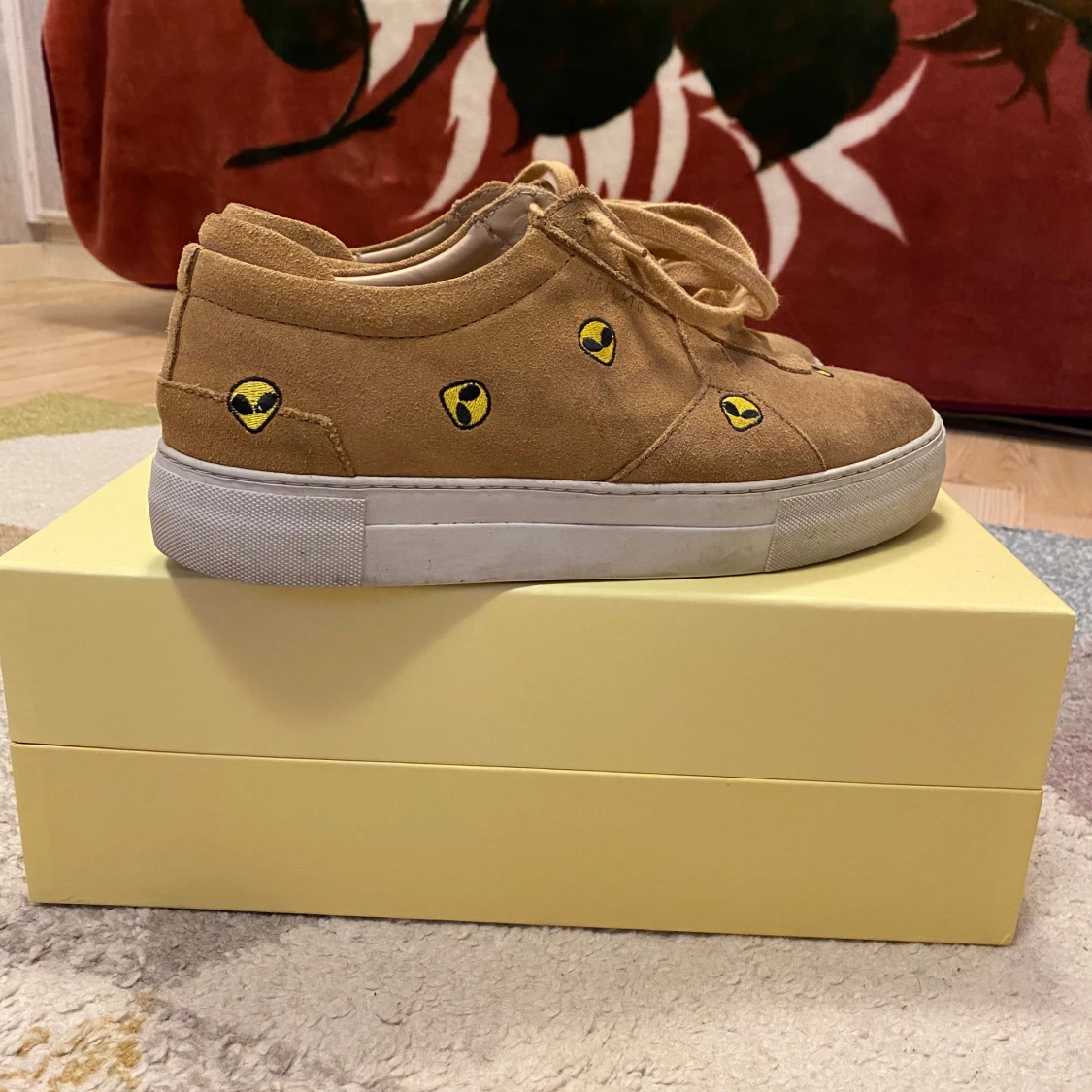 Axel Arigato sneakers i original förpackning  - 1