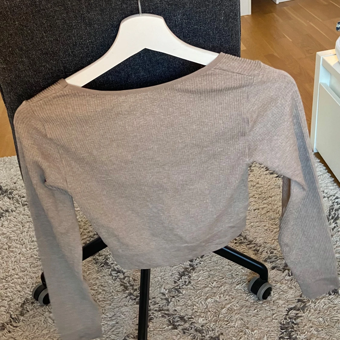 Beige ribbad långärmad topp H&M XS - 1