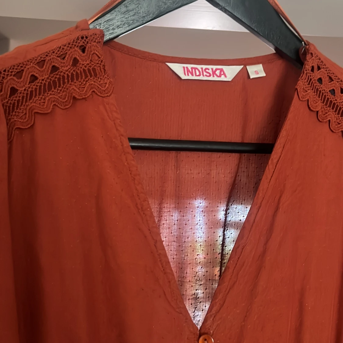 Rostbrun långklänning från Indiska Strl S  - 4