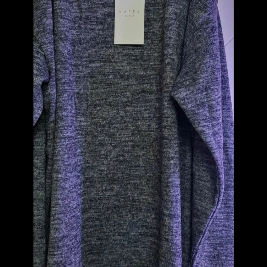 Gråmelerad stickad tröja Kaffe Curve