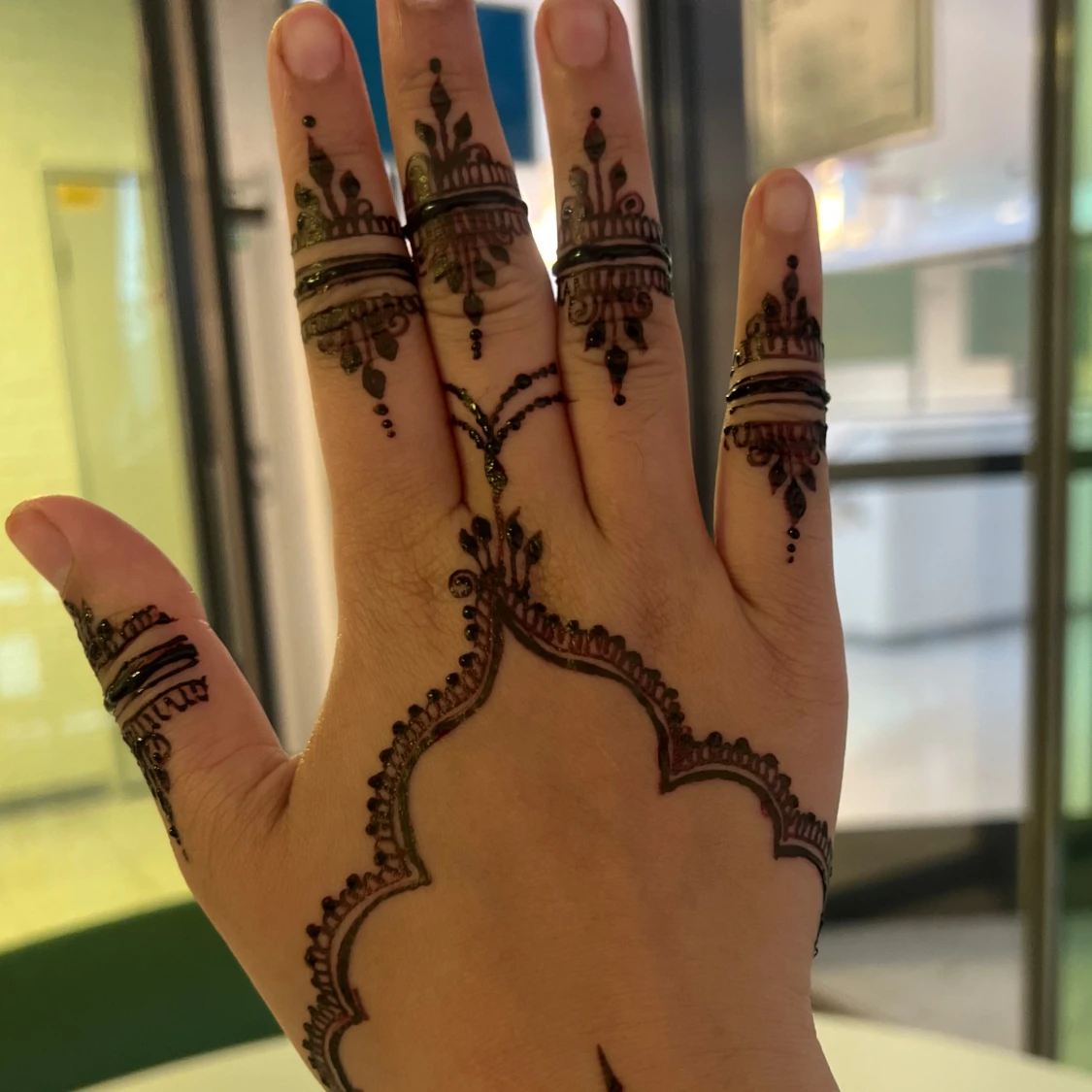 Henna för handdekorering/ kan boka mig  - 1