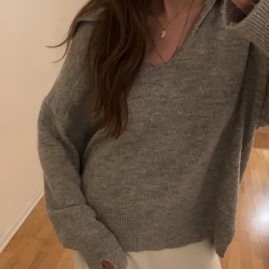 Grå mysig tjocktröja från Dilvin - 1