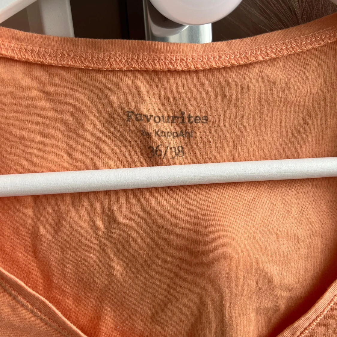 Persikofärgad topp från KappAhl - 1