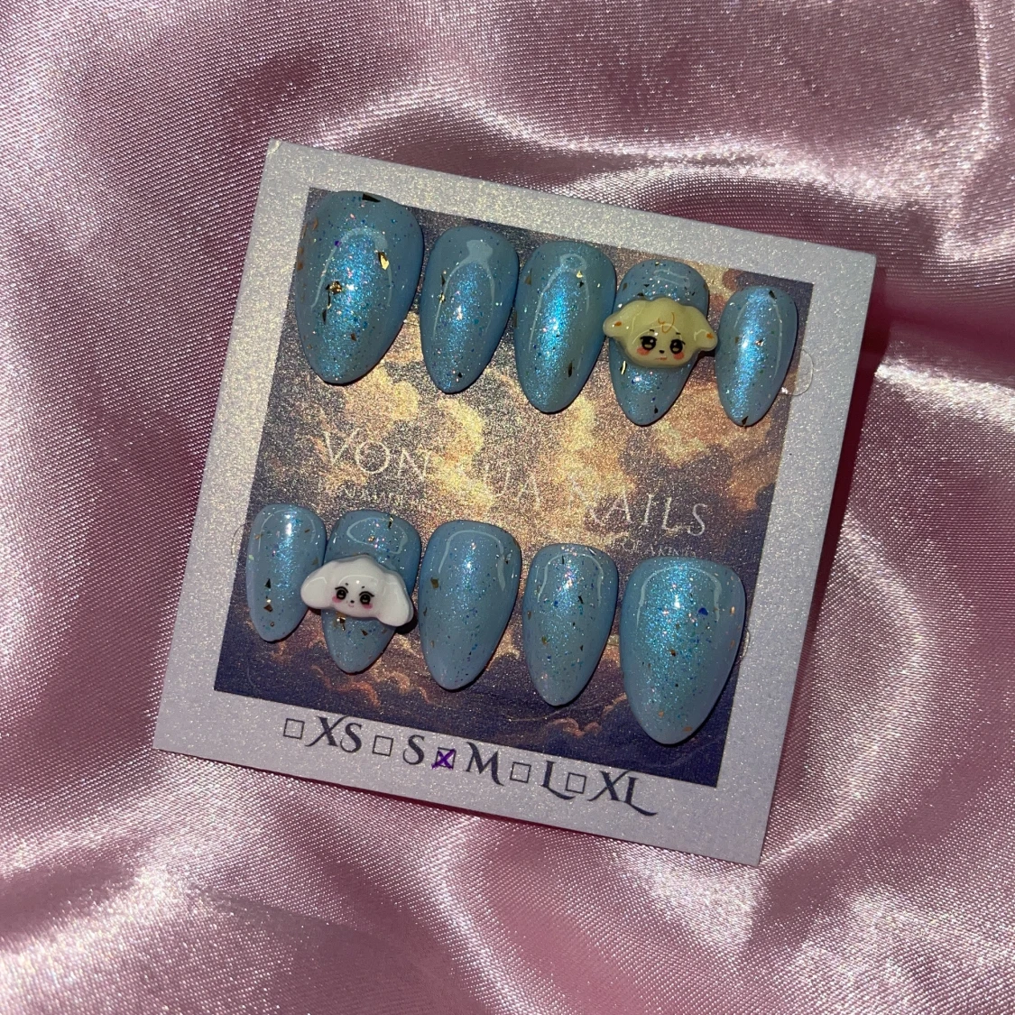 BlueAniteez(M);Short Almond - 2