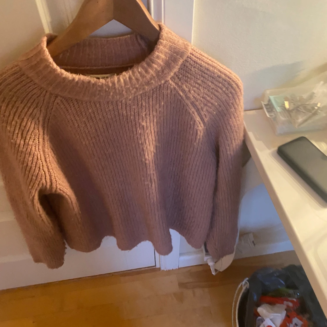 Rosa stickad tröja - 2