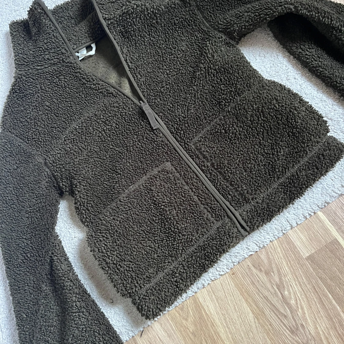 Mörkgrön teddyjacka med dragkedja - 2