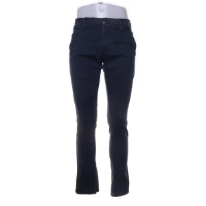 Slim jeans  - Slim jeans - Levis - Mörkblå - Storlek: 30/32 - Nypris: 1299kr - Mitt pris: 399kr - hör av dig vid funderingar 💫