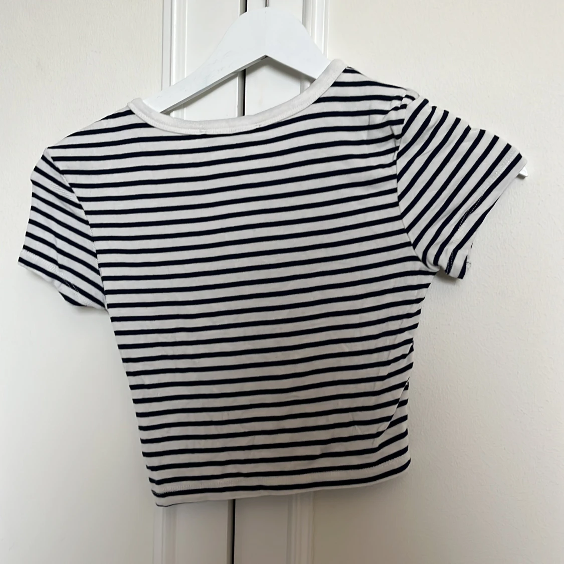 Randig croppad topp från Zara - 1