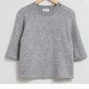 Other stories tröja! - Säljer Other stories trekvartärm tröja! I storlek S. 