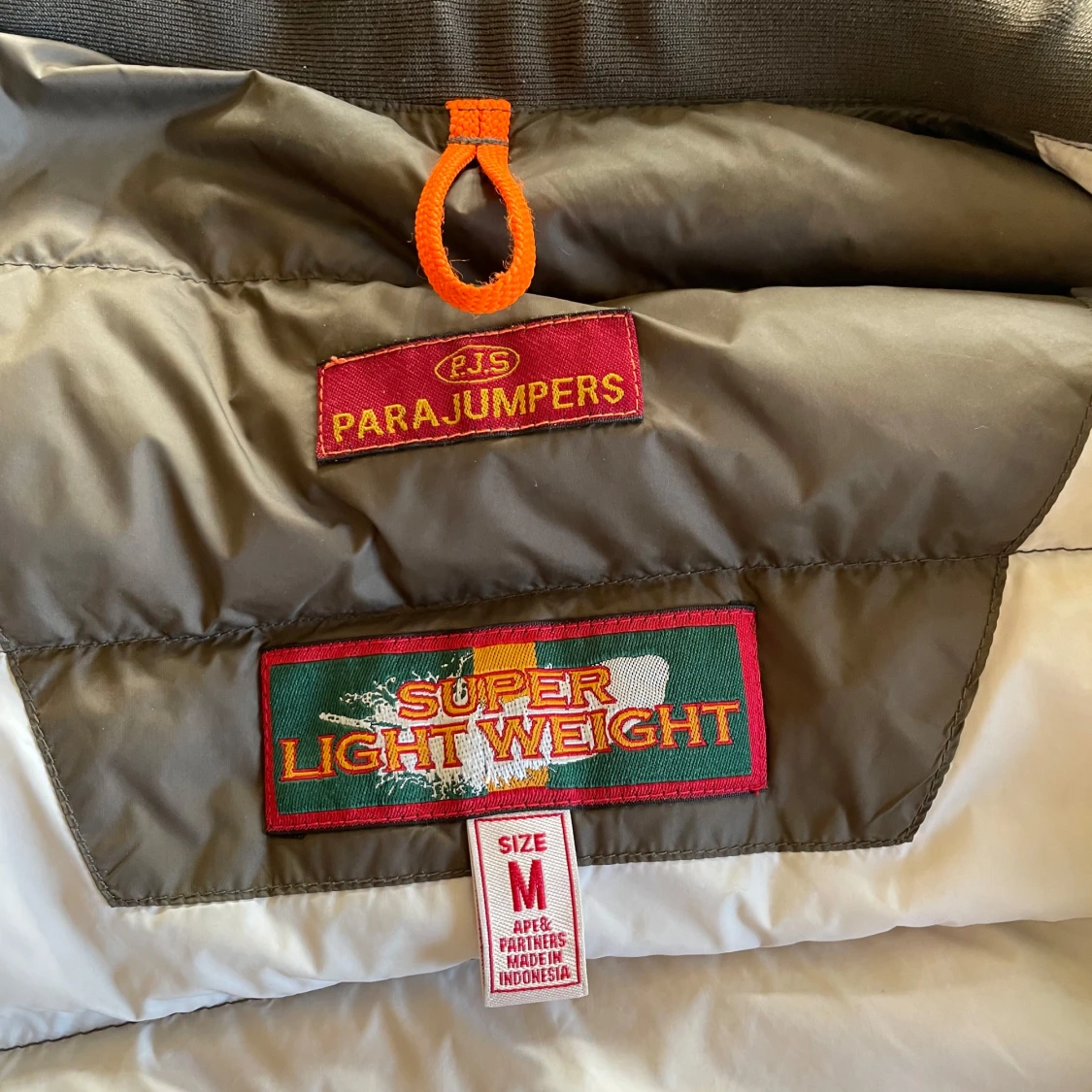 Mörk grön dunväst från Parajumpers - 3