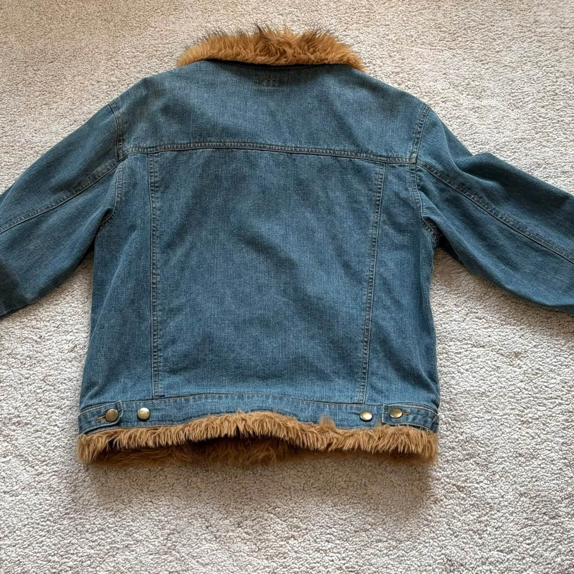 Blå denimjacka med krage - 1