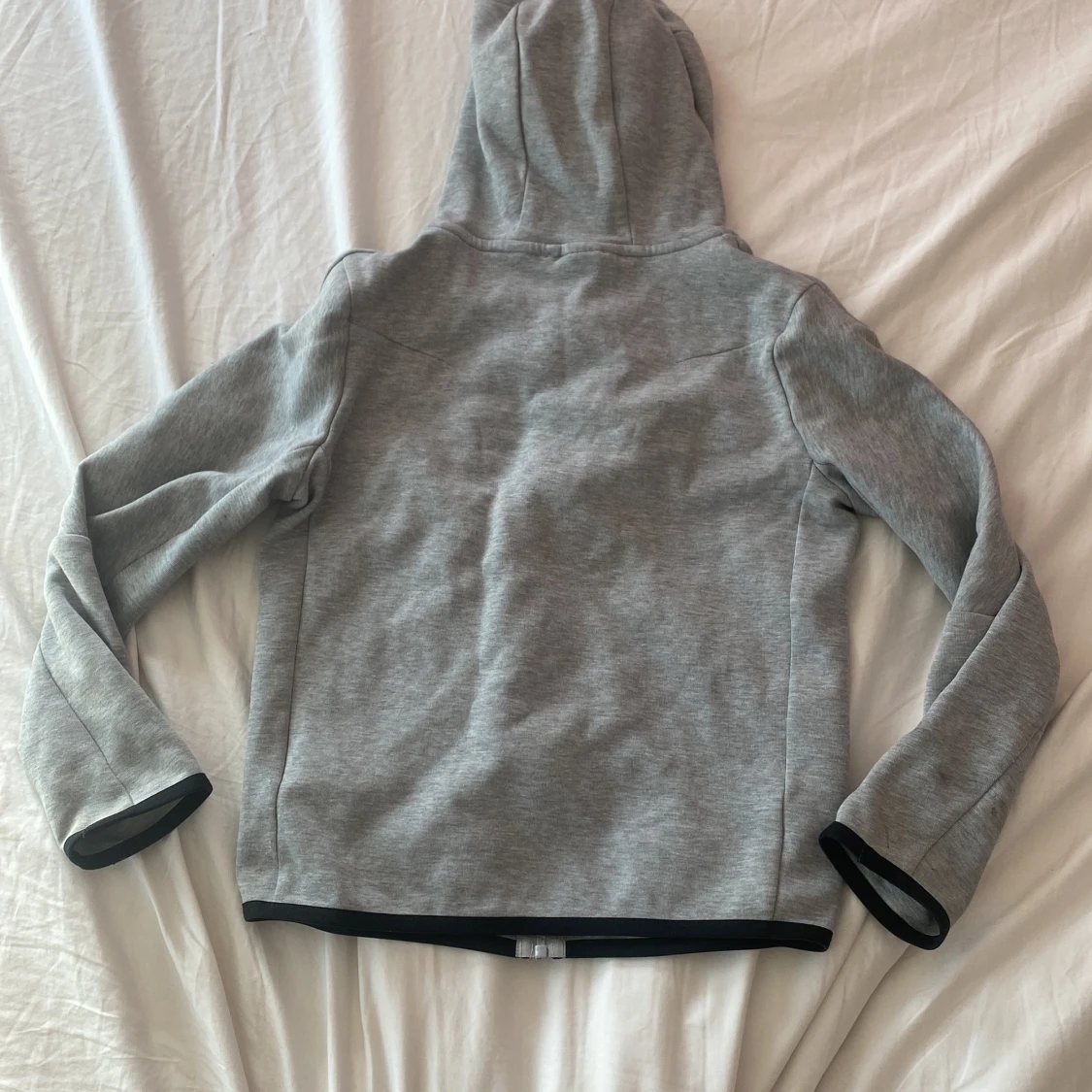 Grå huvtröja från Nike barn - 1