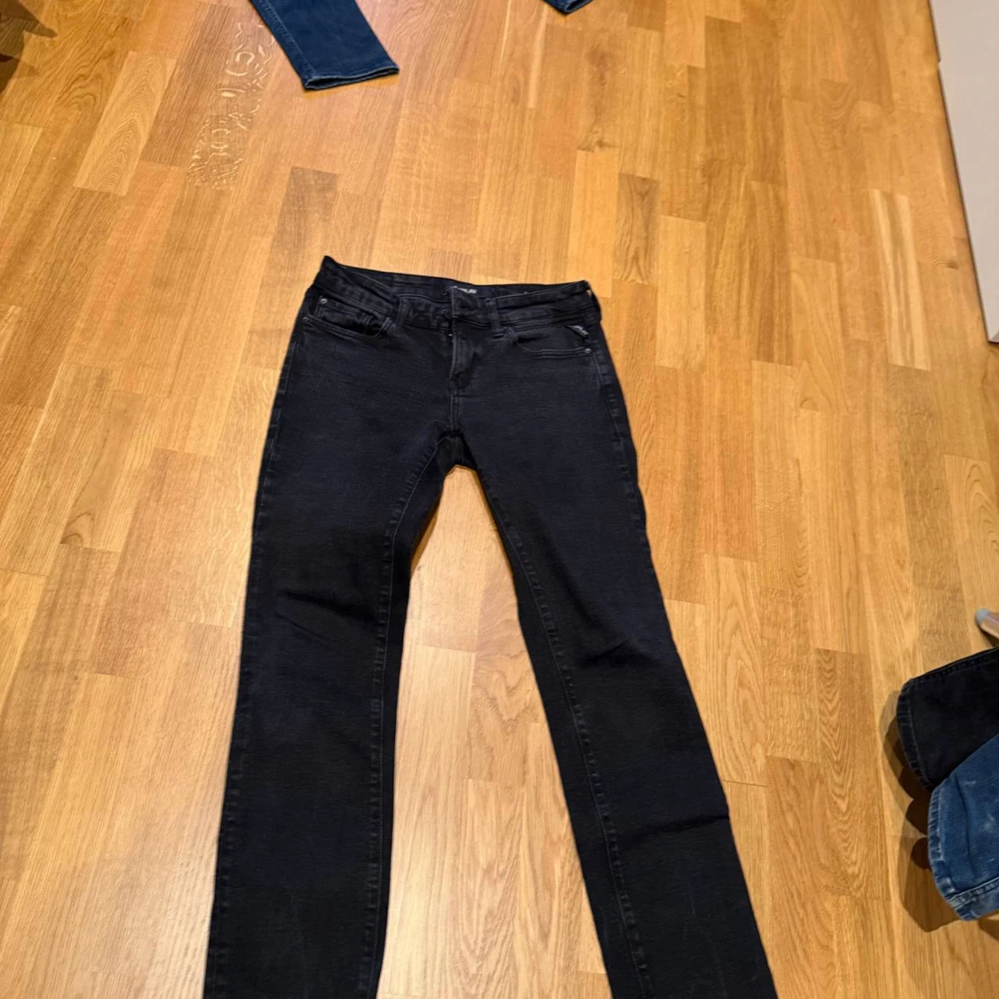 Svarta replay jeans