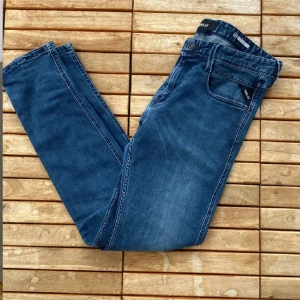 Replay anbass - Replay Anbass Jeans | Skick: 9,5 | Storlek: w30 - L30 | Retail 1799kr | Hör av er vid minsta lilla intresse eller  fundering | Priset är ej hugget i sten 🙌