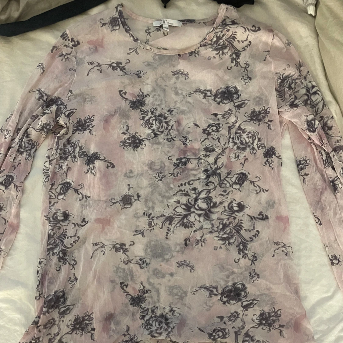 Blommig långärmad topp 