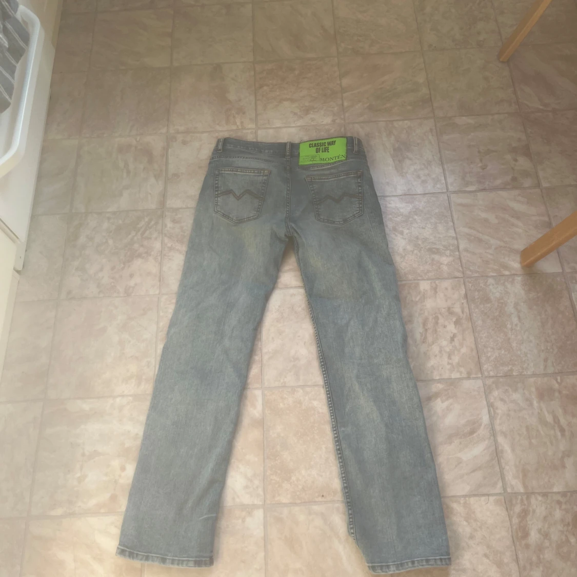 Ljusblå jeans från Montén 30/32