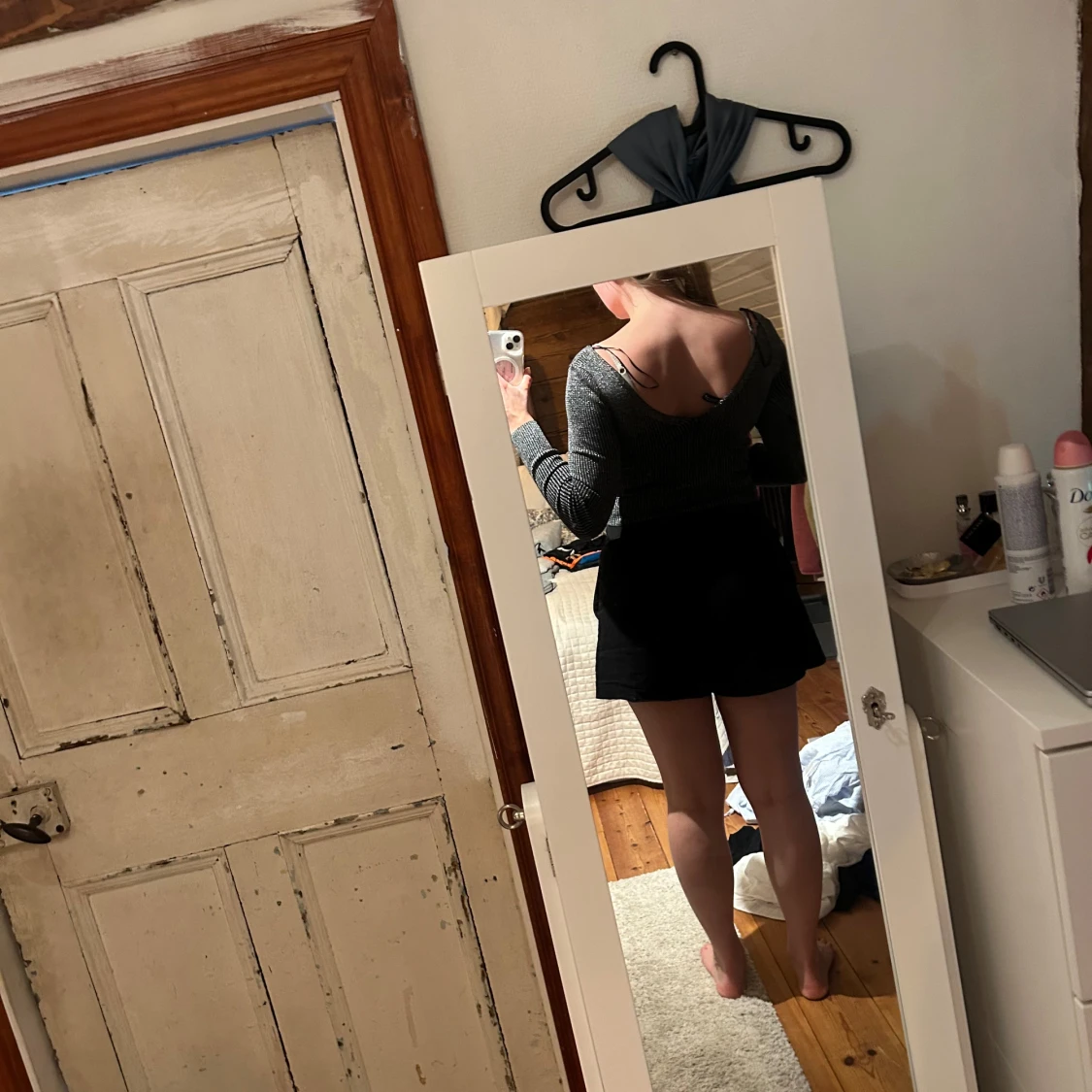 Glittrig croppad långärmad topp - 2