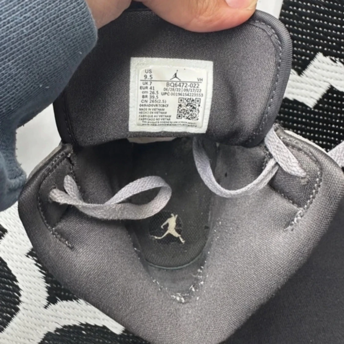 Nike Air Jordan 1 Mid grå/svart - 2