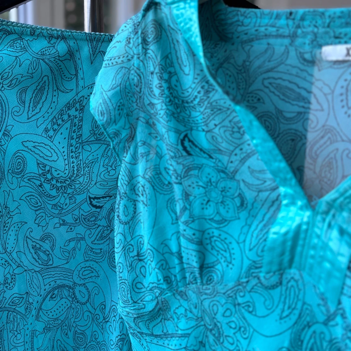 Turkos/blå mönstrad set kjol och blus  - 1