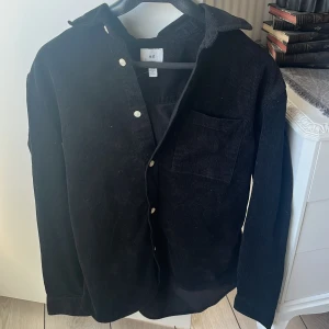 Overshirt - Aldrig använd🔥. Skriv för frågor!