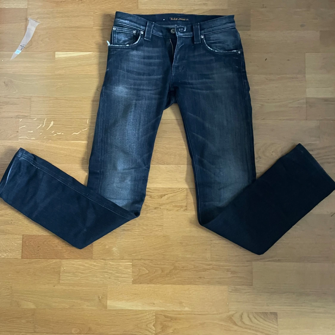 Mörkblå jeans från Nudie Jeans