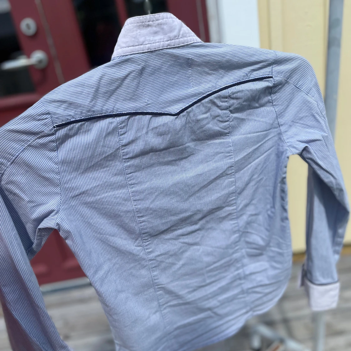 Randig ridinspirerad skjorta från CRW - 1