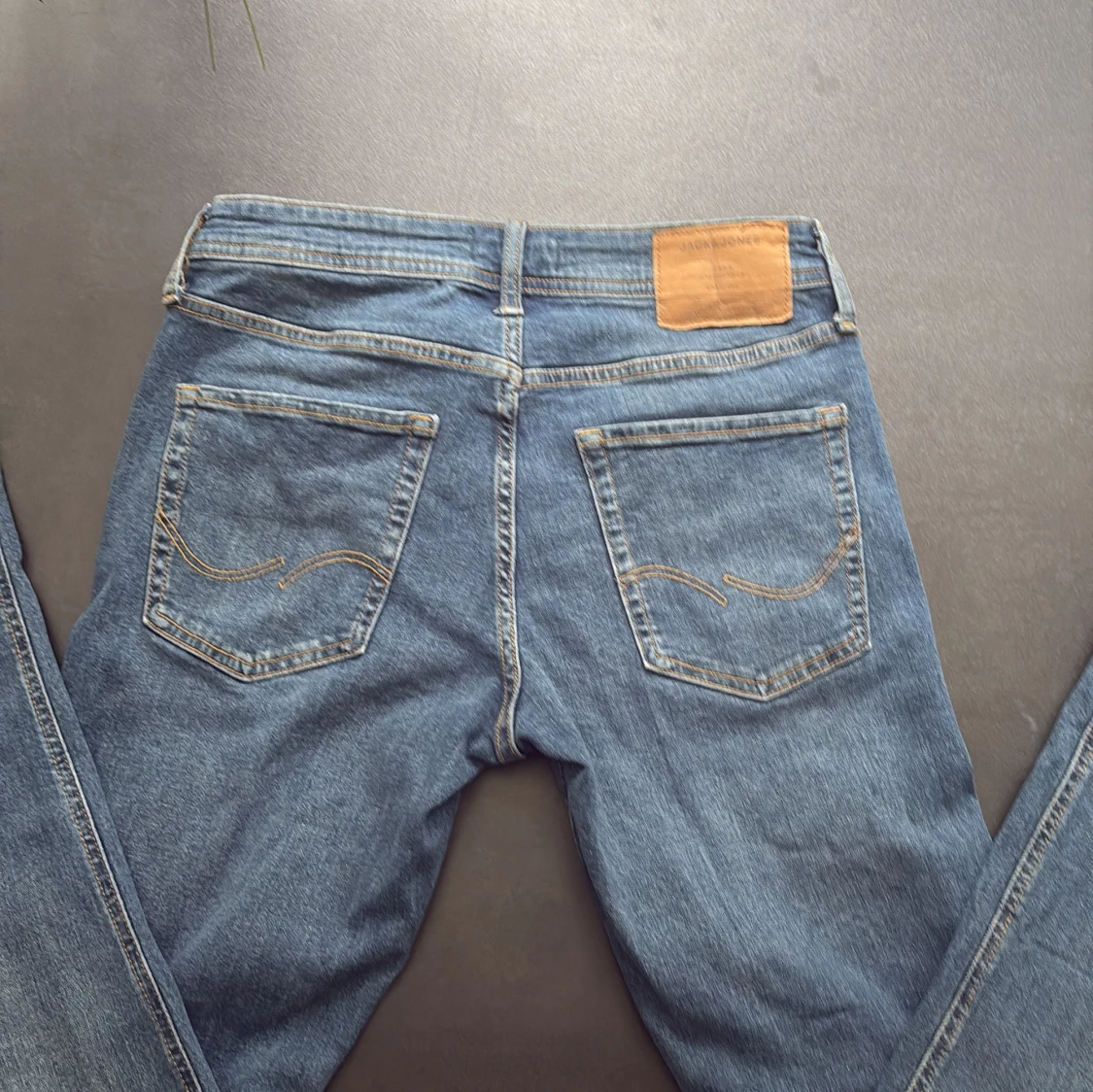 Blå jeans från Jack & Jones, W29 L30 - 1