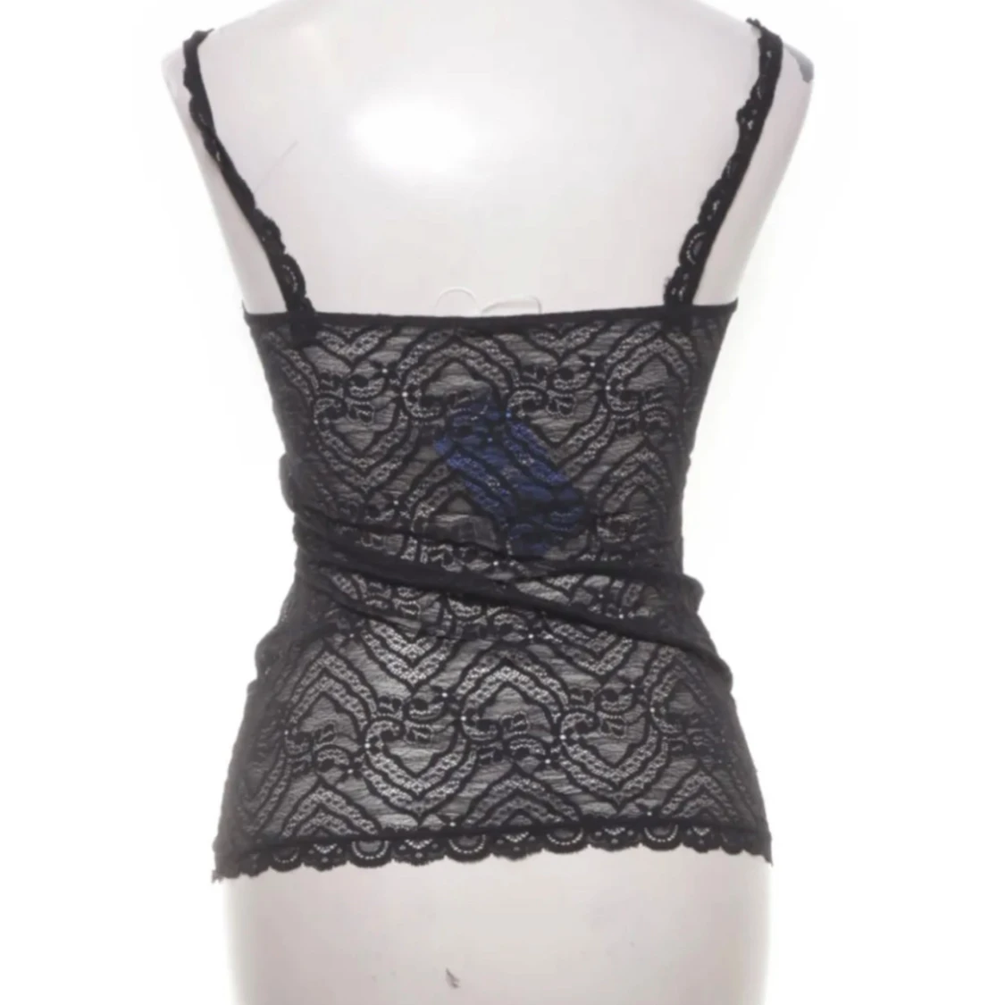 Svart spetsig linnetopp med smala band - 1