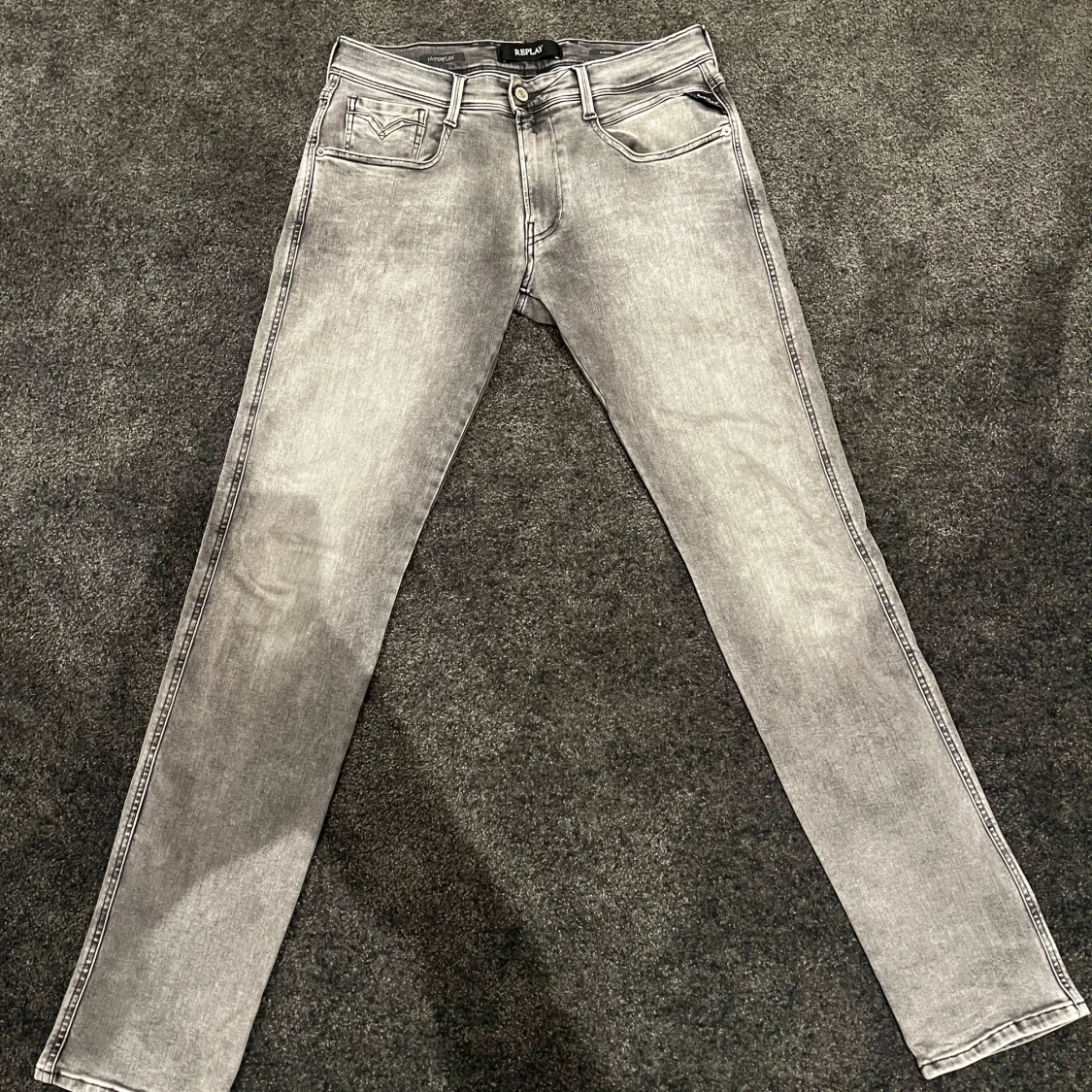 Grå jeansbyxor replay