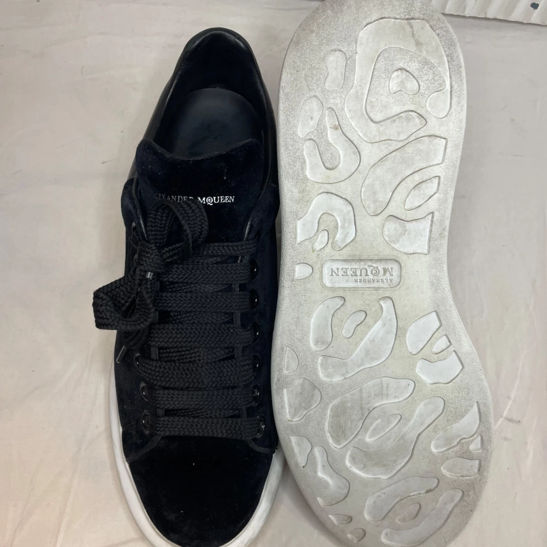 Alexander McQueen - 3