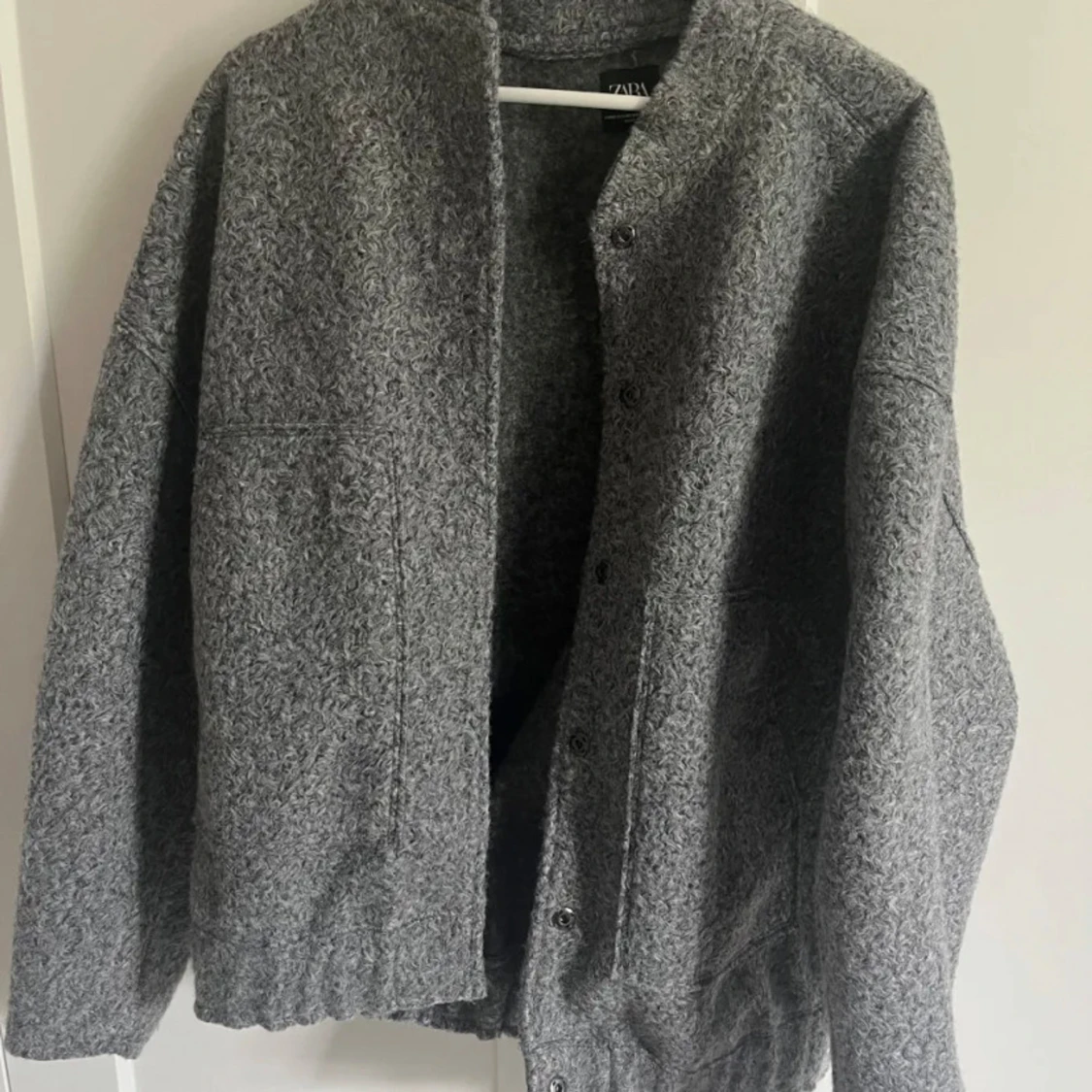 Grå ulljacka från Zara - 3