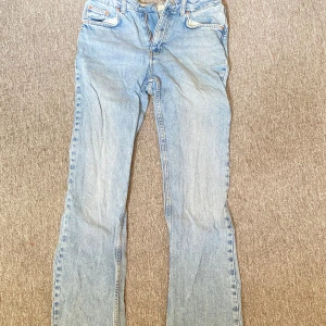 Ljusblå jeans - Snygga ljusblå jeans