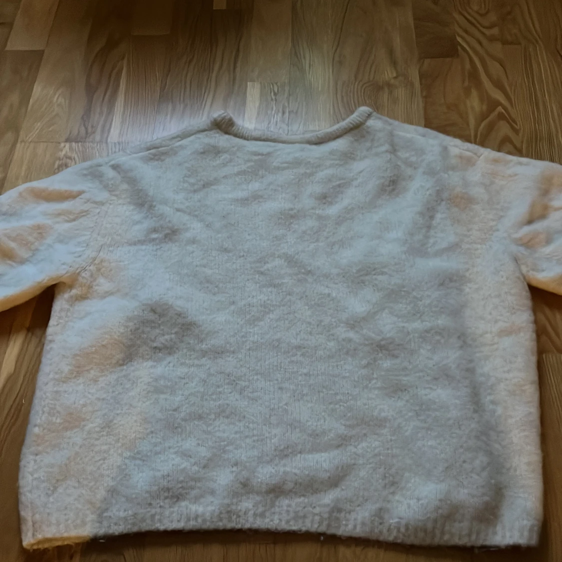 Vit stickad tröja från Lindex - 1