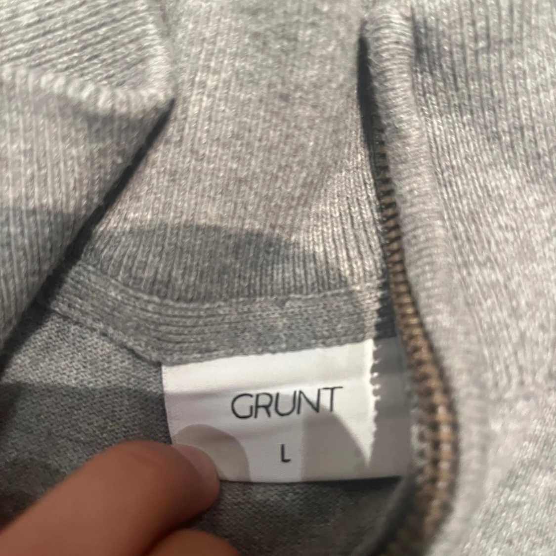 Grå half zip tröja från Grunt - 3