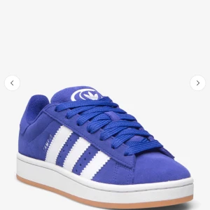 Adidas campus  - Säljer snygga adidas campus som är lite defekter men märks knappt. Storlek 36 men är stora i storleken så passar 37