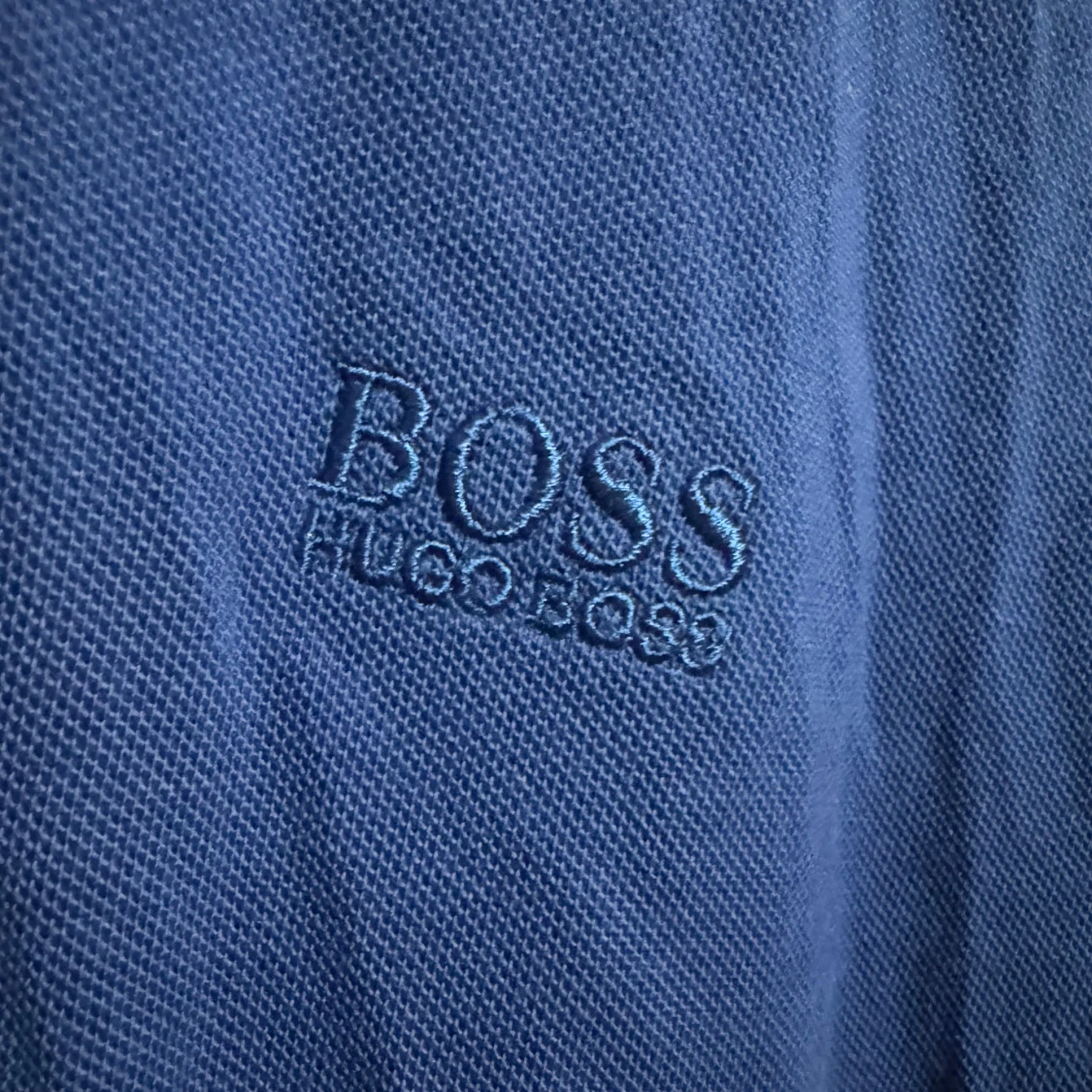 Blå pikétröja från Hugo Boss - 1