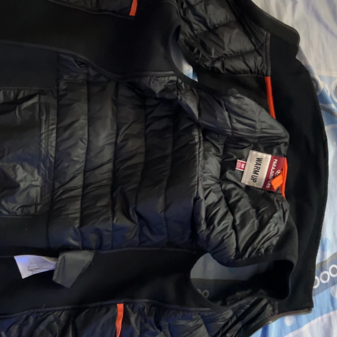 Svart dunväst från Parajumpers - 2