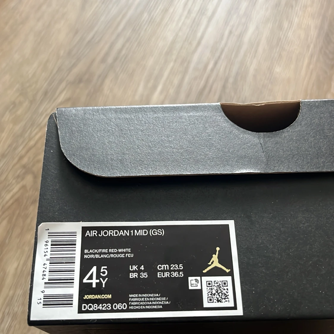 Nike Air Jordan 1 Mid Bred svart/röd - 4