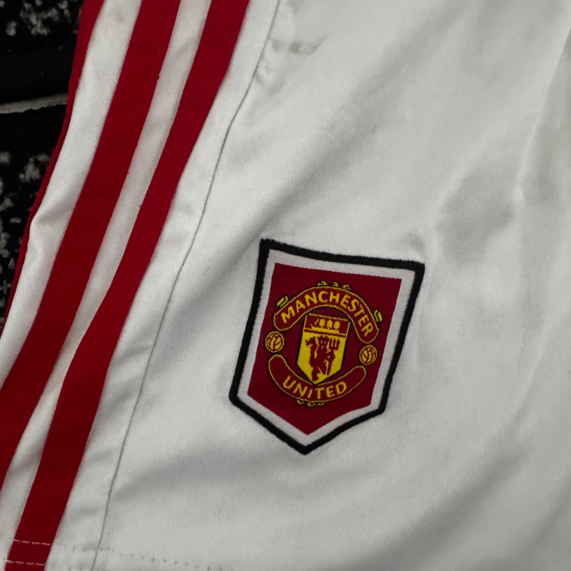 Manchester United vita fotbollsshorts - 1