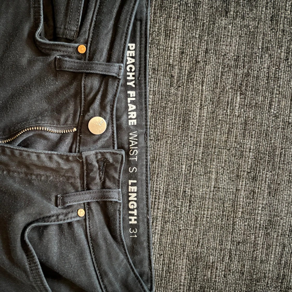 Svarta bootcut jeans  - 3