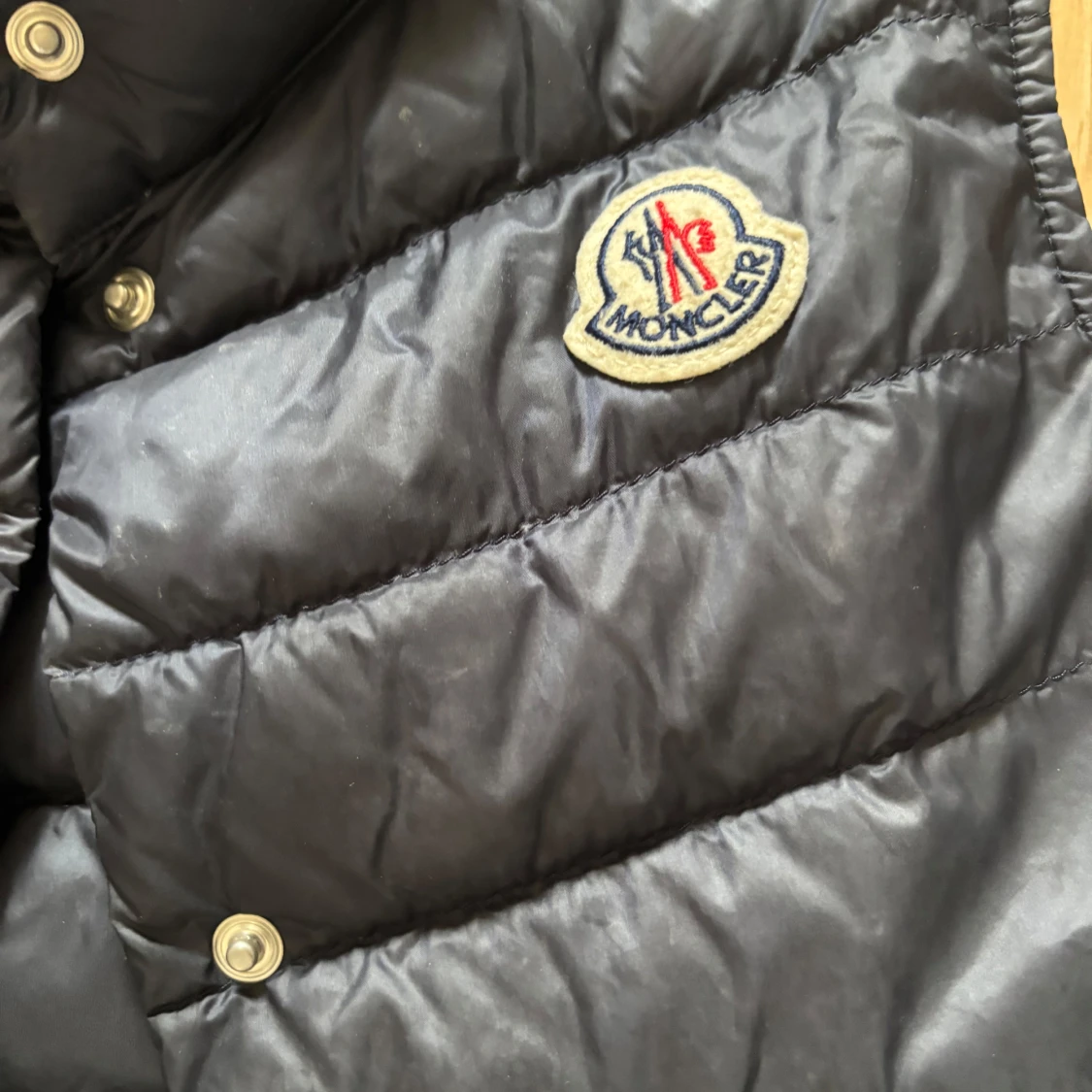Svart dunväst från Moncler - 1
