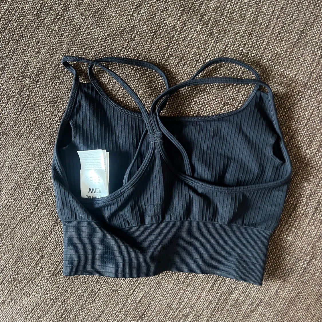 Svart ribbad sporttopp från ICANIWILL - 2