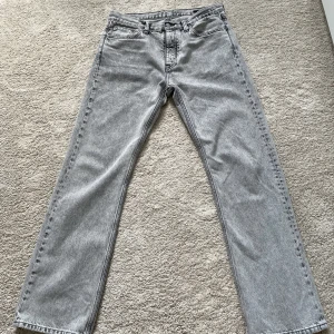 Hope Rush Denim size 31 - Fins skick storlek 31. Hope rish, light grey wash