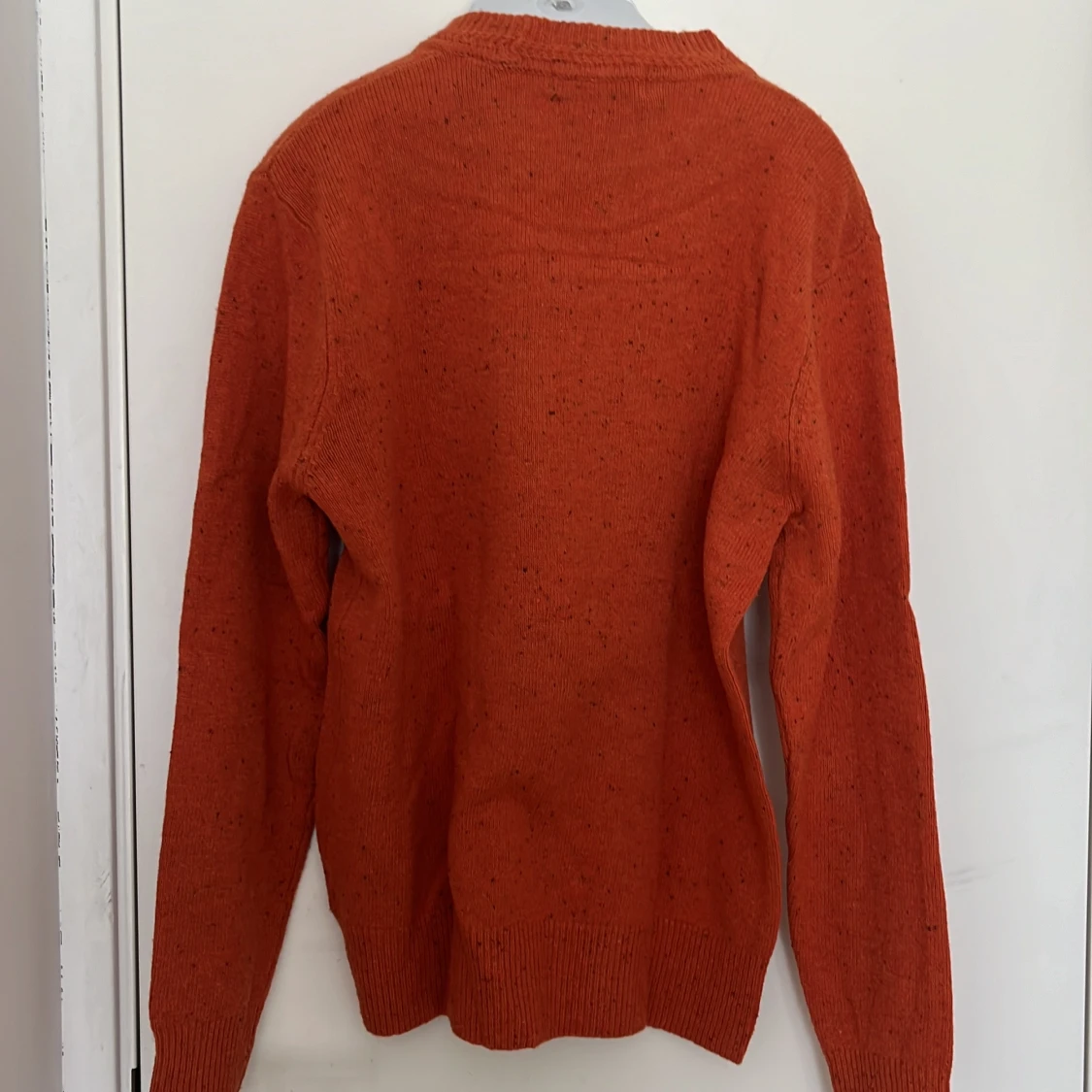 Orange stickad tröja från Scotch & Soda - 1