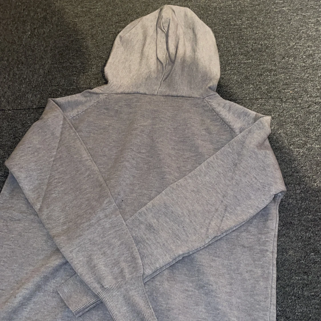 Ljusgrå merino hoodie  - 1