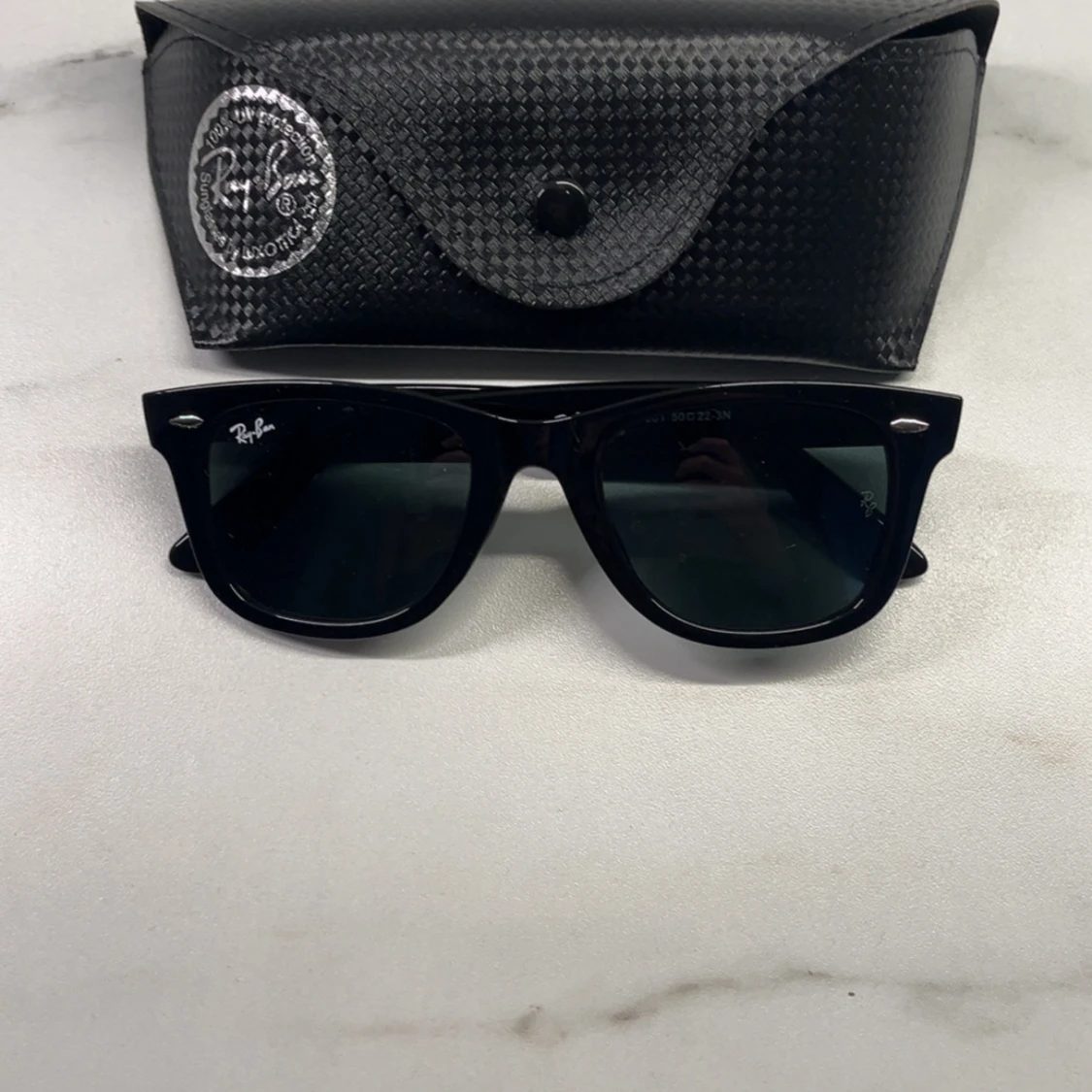 Svarta Ray-Ban solglasögon 