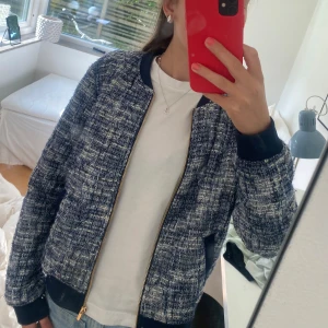 Bomberjacka  - Jacka från Lindex i storlek M i toppen skick!